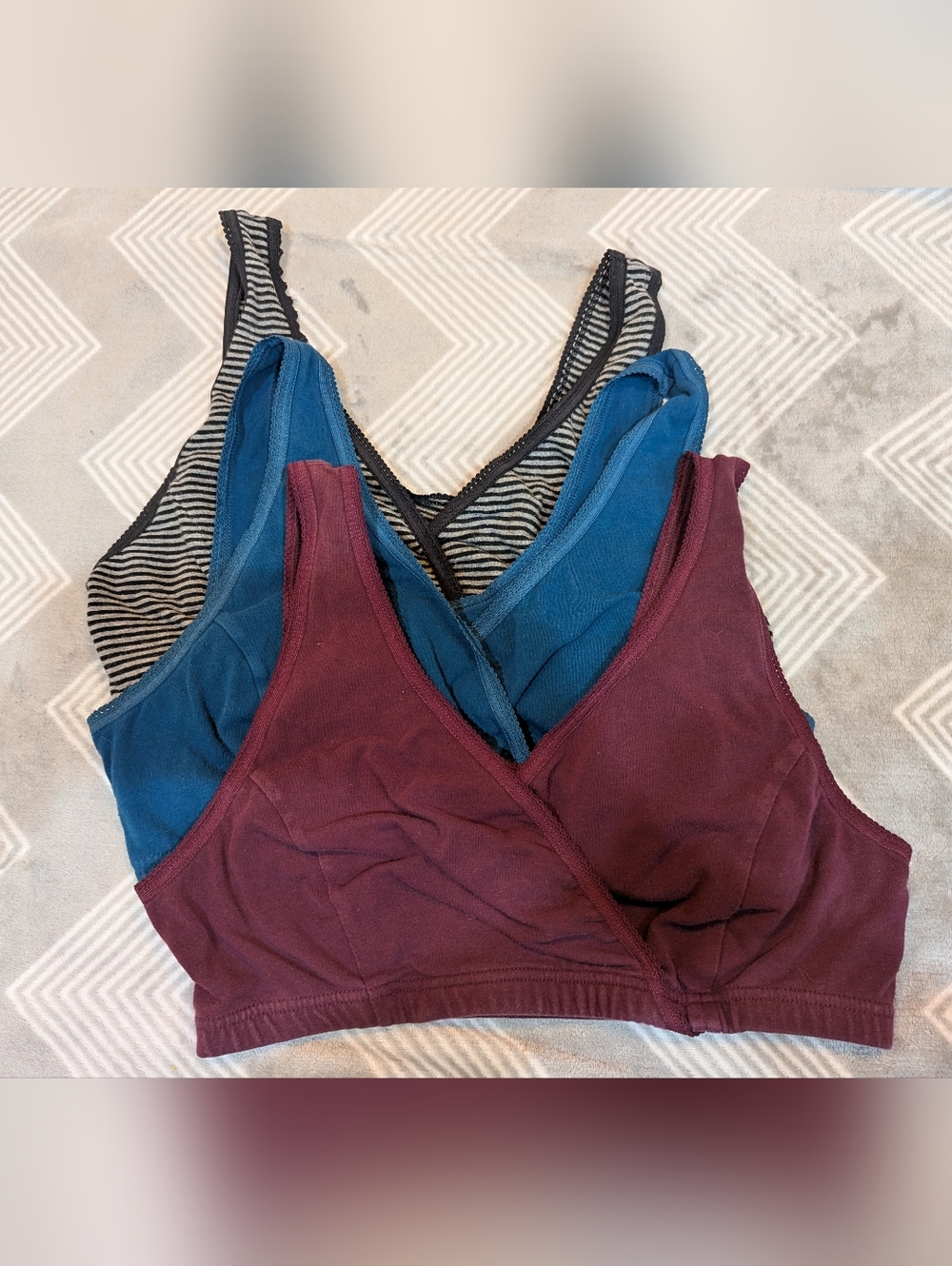 4 for 25🔥 GUC Cakye Nursing/Sleep Bras (M)